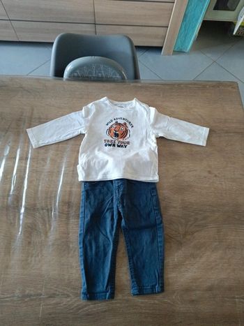 Ensemble garçon taille 12 mois