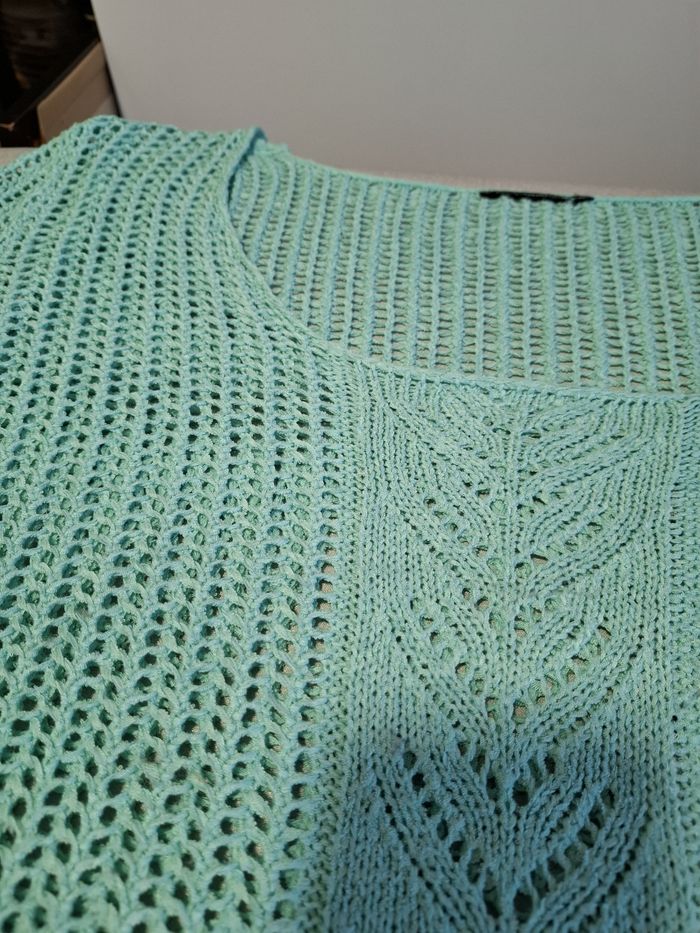 Joli pull femme ajouré XL couleur menthe très bon état - photo numéro 4
