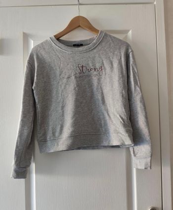 Sweat XS 14 ans