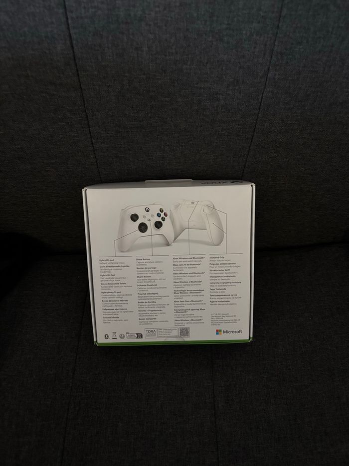 Manette Xbox one et Séries S/X blanche - photo numéro 2