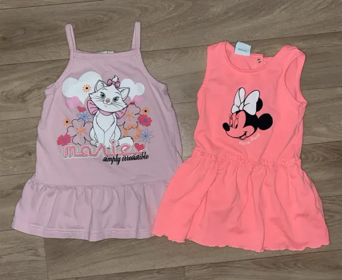 Robes taille 12 mois