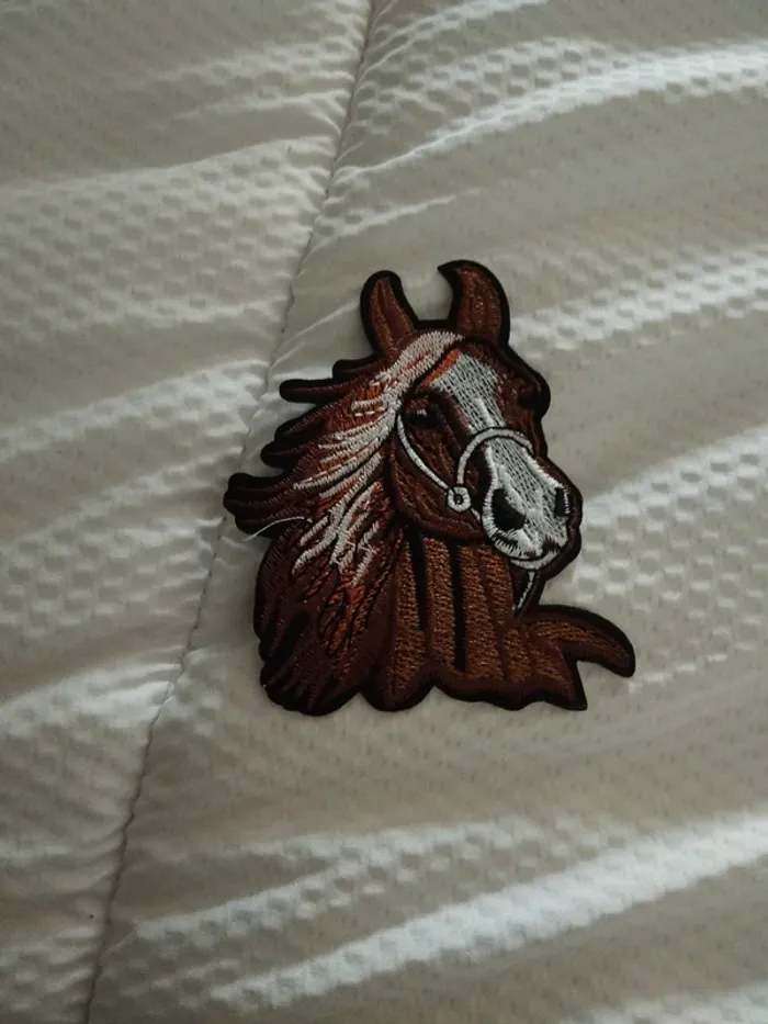 Patch a coudre sac a dos cheval