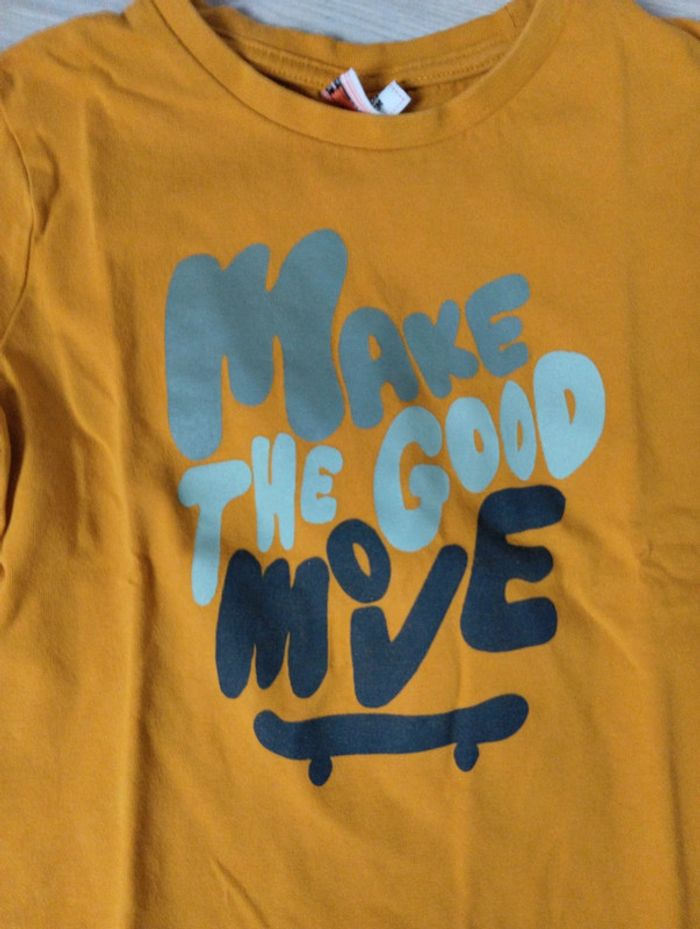 T shirt.4 ans - photo numéro 2