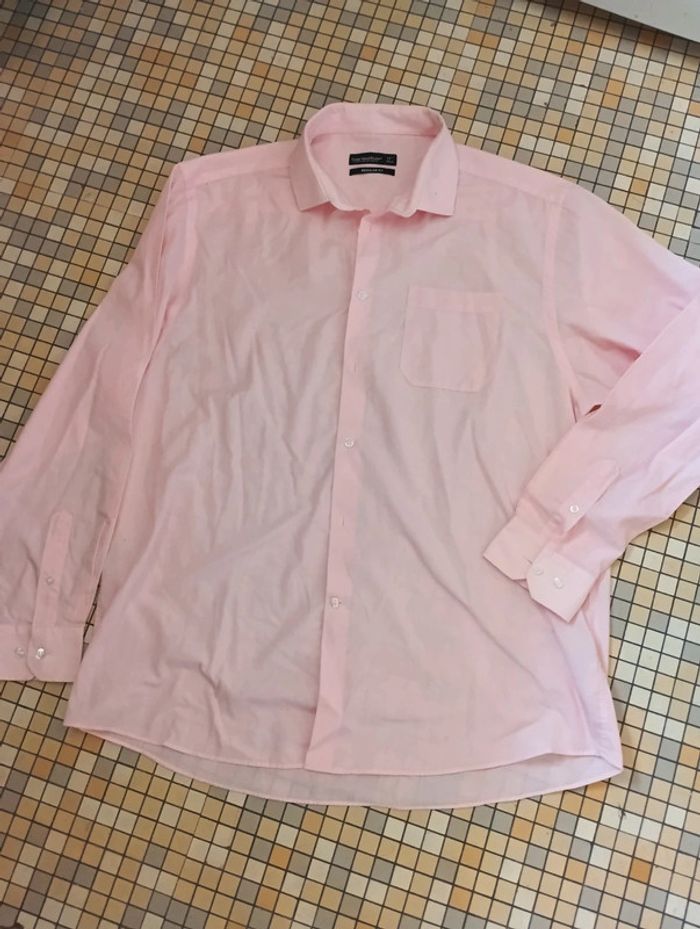 Chemise rose homme taille 17 marque cedar wood star