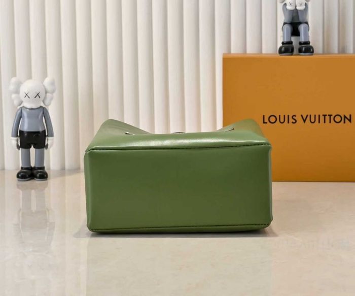 Louis Vuitton  Shopper M13940 - photo numéro 6