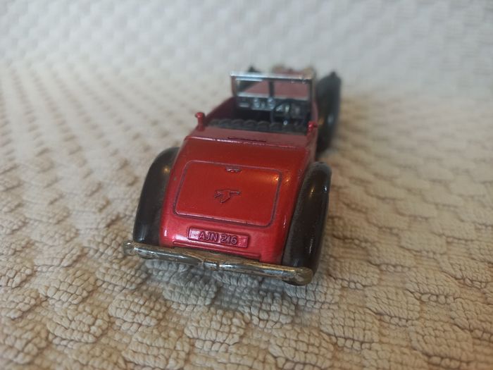 Véhicule miniature vintage – Hispano-Suiza 1938 (Matchbox Y-17) - photo numéro 6