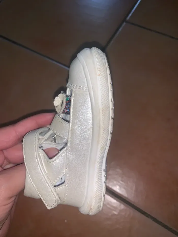 Chaussure 20 - photo numéro 5