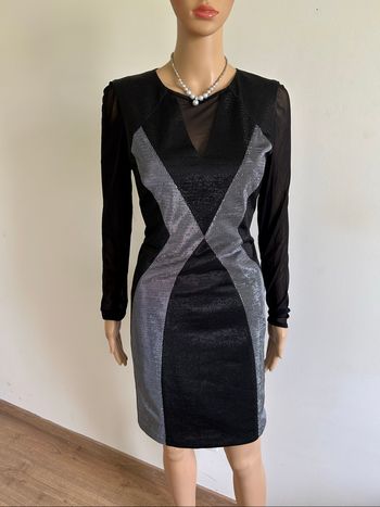 Robe noire et argentée neuve à manches longues De Facto taille 36