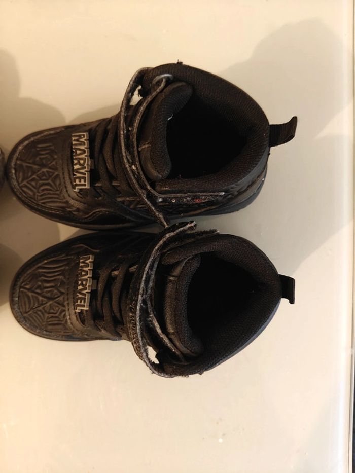 2 paires de baskets - photo numéro 5