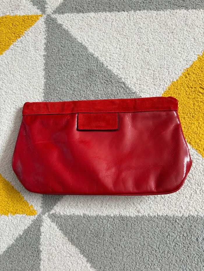 Pochette en cuir verni rouge vintage