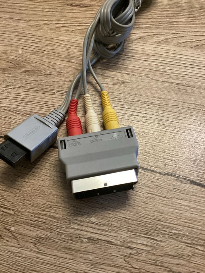 câble peritel Nintendo wii officiel Nintendo avec une peritel - photo numéro 4