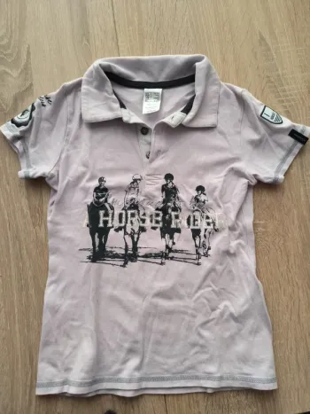 T-shirt polo