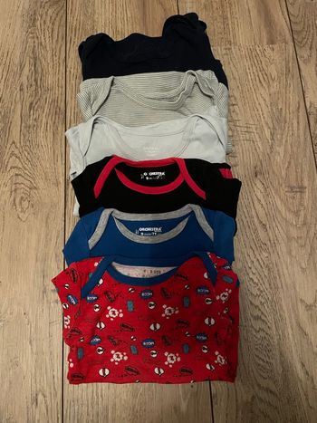 Lot 6 bodies manches longues