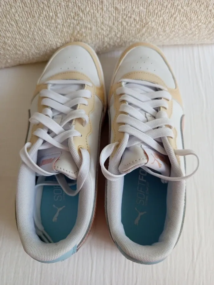 Paire de baskets sneakers Puma Skye pointure 38,5 - photo numéro 5