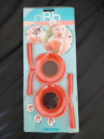 Tenir le pot bébé sans se brûler