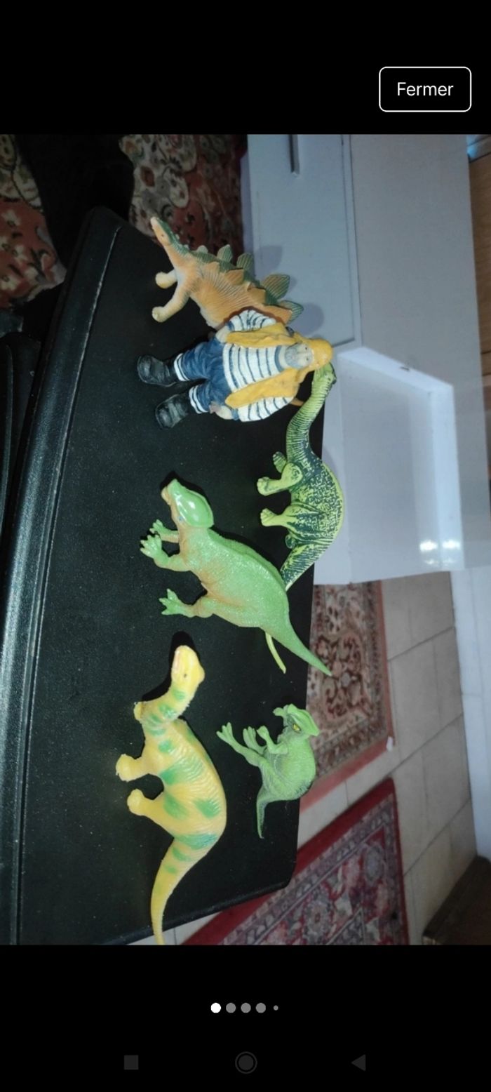 Lot dinosaure j2