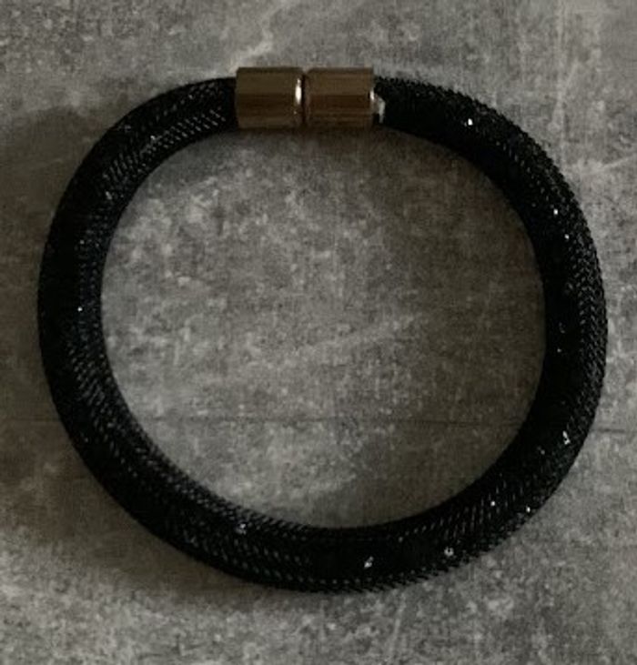 Bracelet perle cristaux emprisonnés filet, fermoir aimanté - photo numéro 3