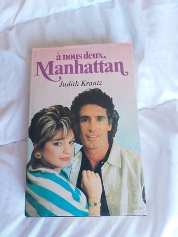 Livre titre A nous deux Manhattan