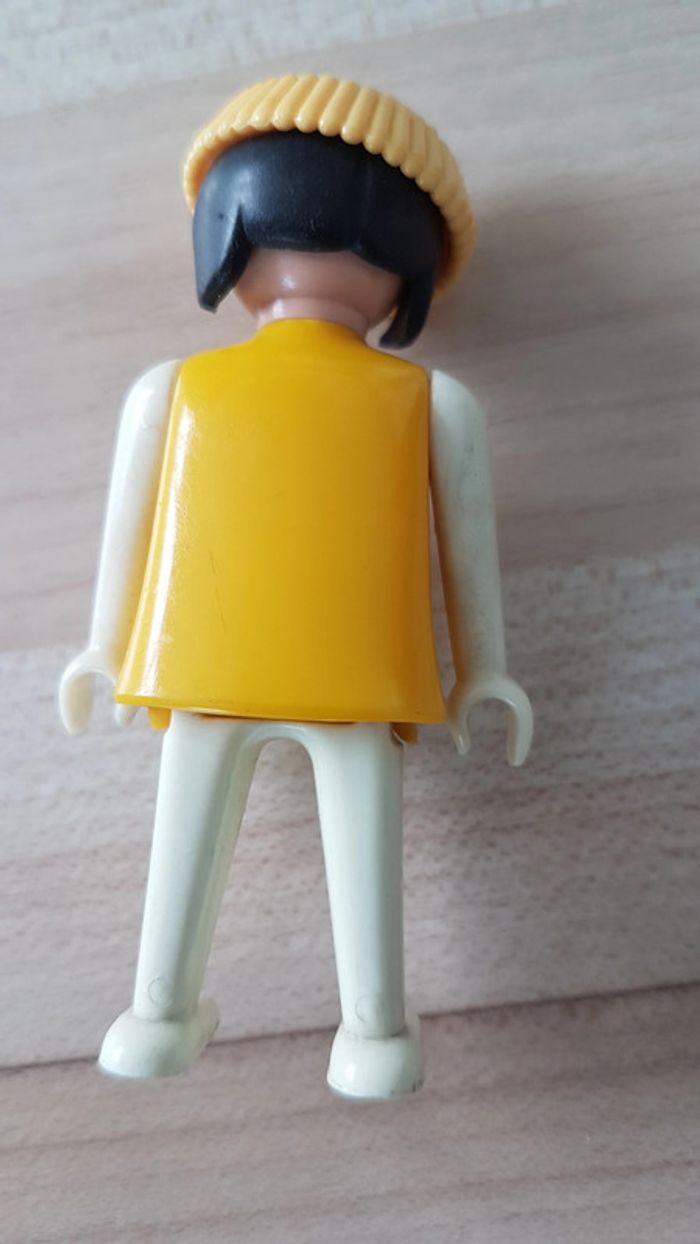 Jeune femme Playmobil vintage - photo numéro 2
