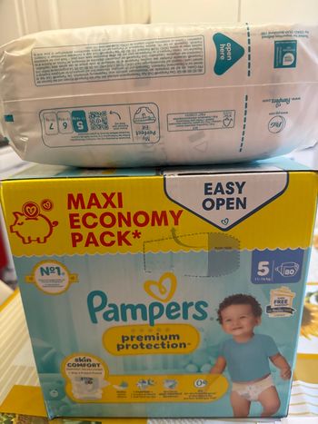 120 couches Pampers premium protection