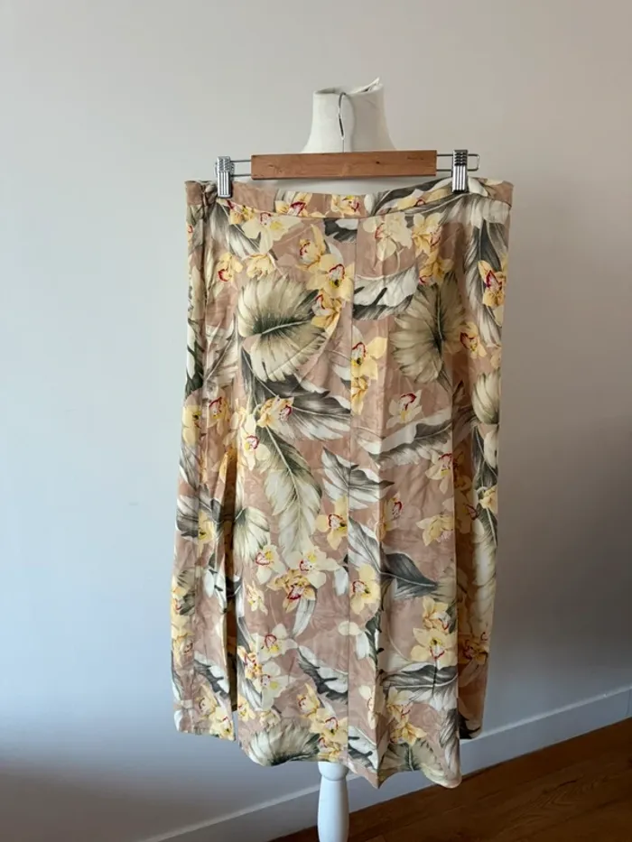 Magnifique jupe Mango L/40 - photo numéro 5