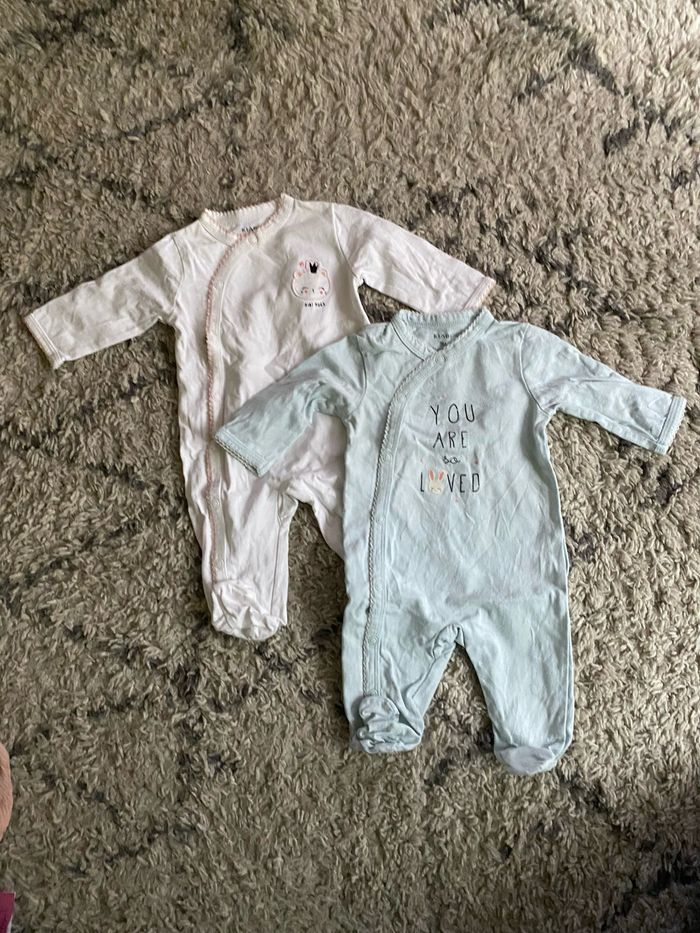 Lot de 2 pyjamas fin 3 mois Kiabi