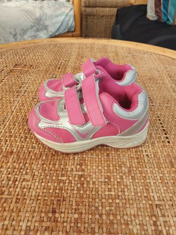 Baskets rose fuchsia/ gris argenté p.22