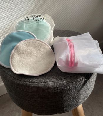 7 paires de coussinets d’allaitement jamais utilisés!
