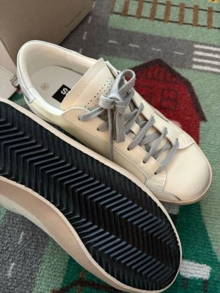 Golden goose - photo numéro 2