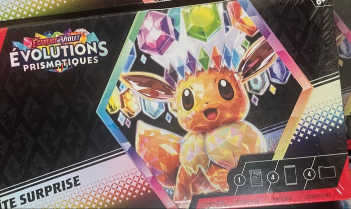 Boîte surprise Pokémon évolution prismatique neuf scellé