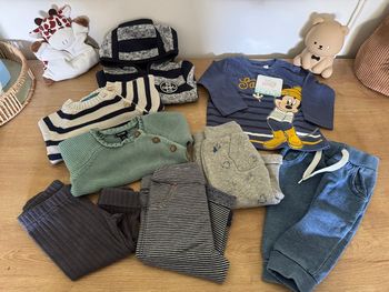 Lot de vêtements 8 pièces (4 hauts + 4 bas) - taille 3 mois