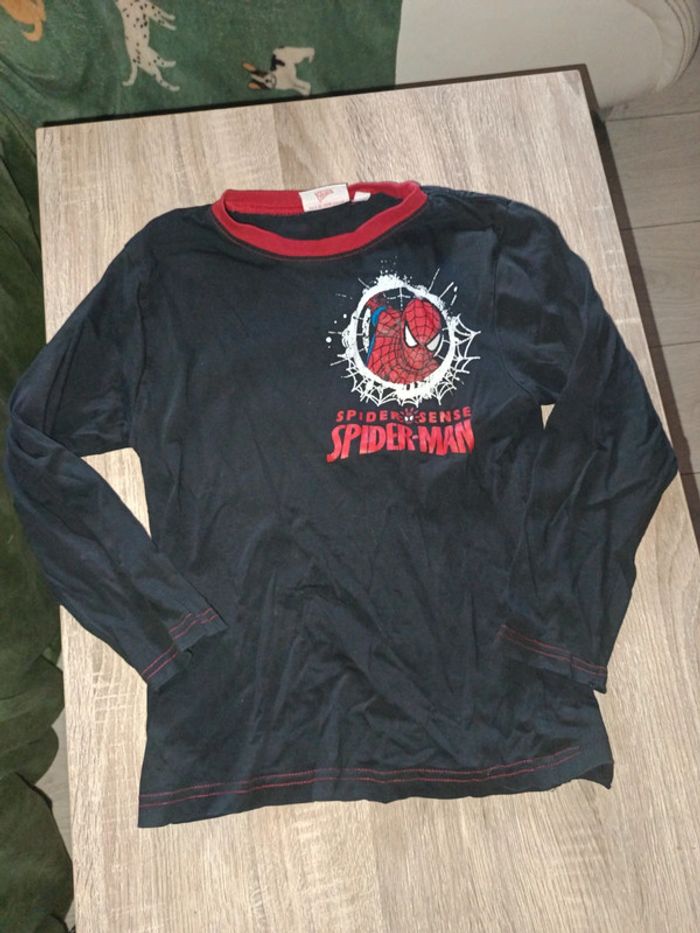 Tee-shirt manche longue spiderman 8 ans