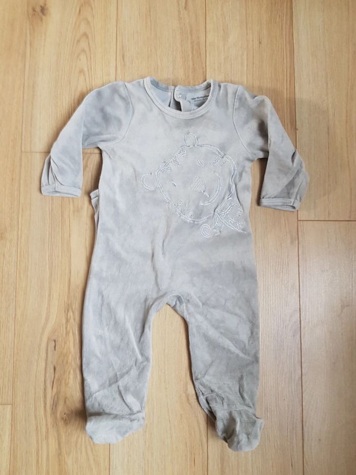 lot 4 pyjamas velours 12 mois - photo numéro 3