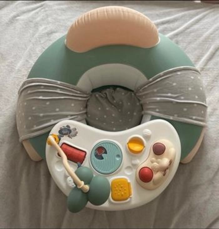 Fauteuil Little smoby gonflable  avec table de jeu