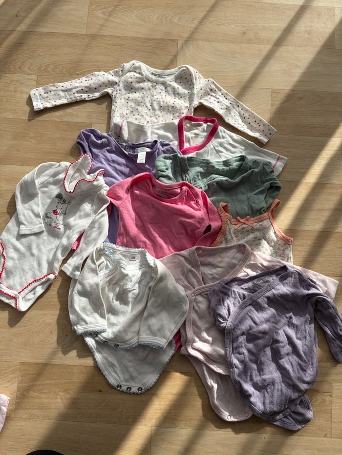 Lot bébé fille 1 mois - 35 pièces - photo numéro 10