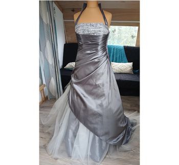 robe chic ou robe de mariée taille 42/44