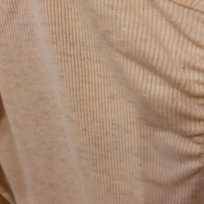 Haut Bonobo col en V champagne avec liseré doré Taille L Excellent etat - photo numéro 2