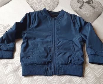 Blouson réversible de taille 5ans