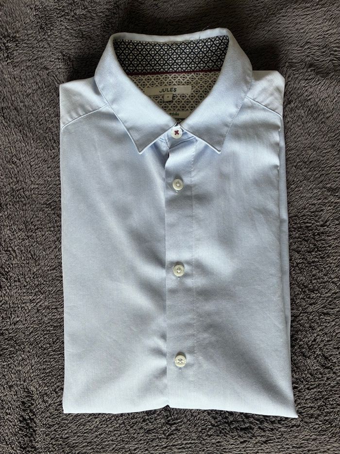 Chemise bleu claire 👔 - photo numéro 2