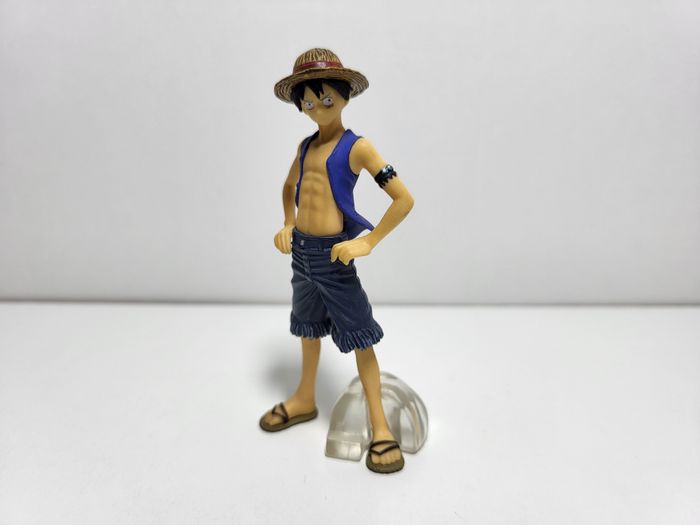 One Piece Gashapon Figurine Luffy