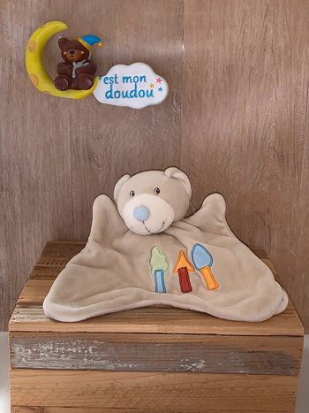 KIA23 doudou ours 🐻 kiabi