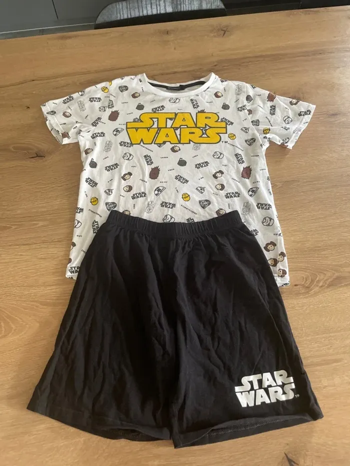 Pyjama 2 pièces Star Wars taille 10 ans