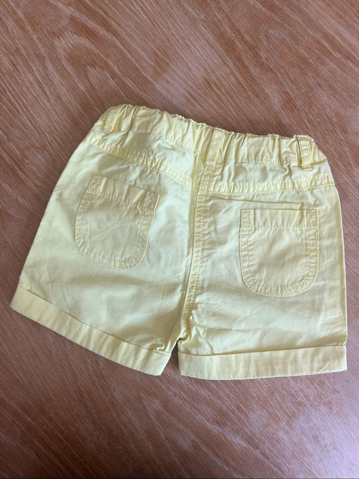 short jaune baby club c&a - photo numéro 3