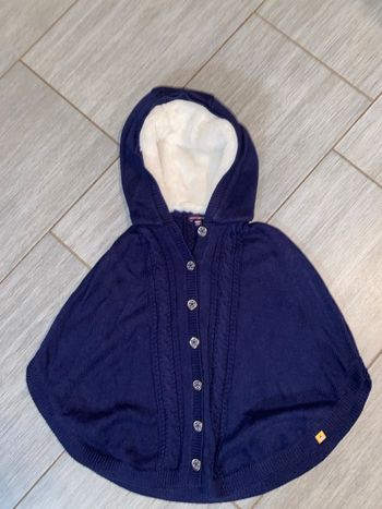Pull veste poncho 8 ans
