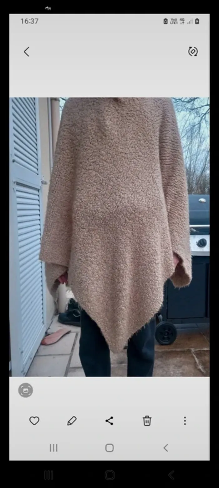 Gros poncho ultra-confort pure laine - photo numéro 2
