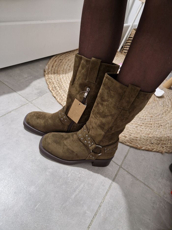 Bottes mi-hautes - photo numéro 2