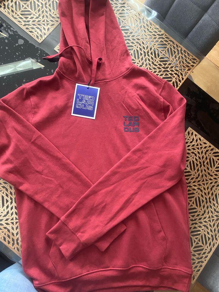 Sweat à capuche Ted lapidus mixte jamais porté taille L rouge/bordeaux