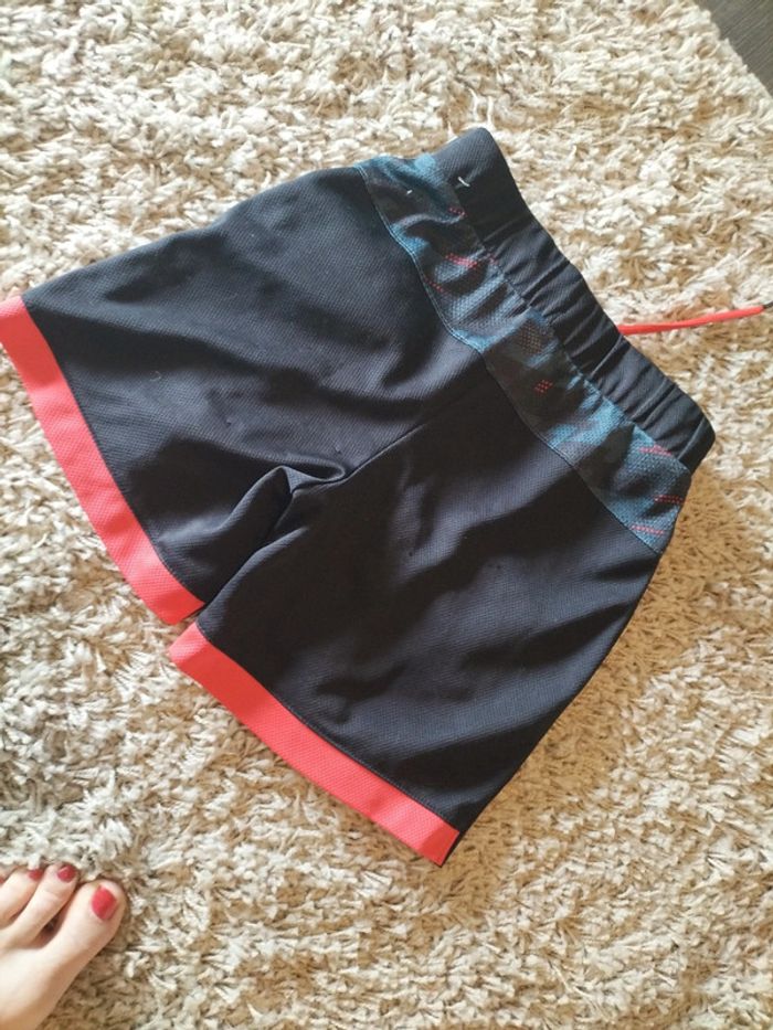 Short de sport noir - photo numéro 2