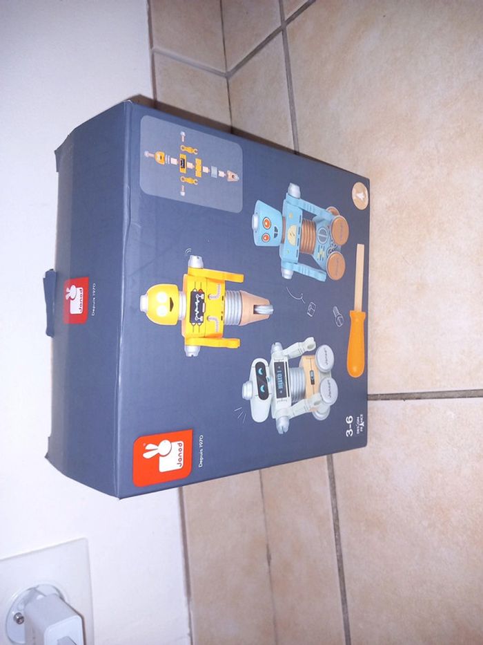 Lot robot bois - photo numéro 5
