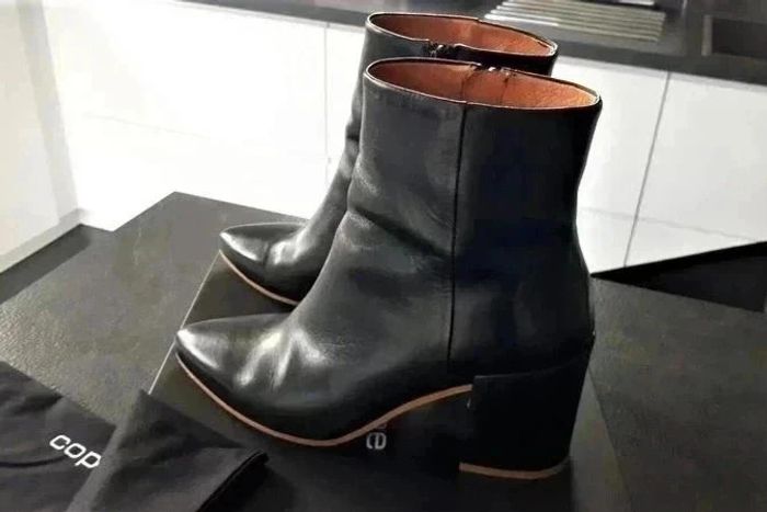 100 € Herault Cop copine bottines en cuir taille 40